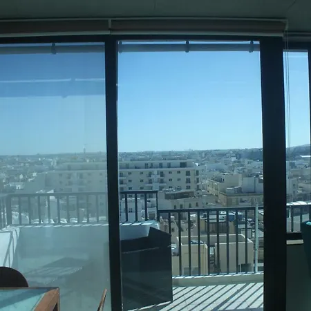 Beautiful 3 Bedroom Penthouse In Gzira- Pp23685