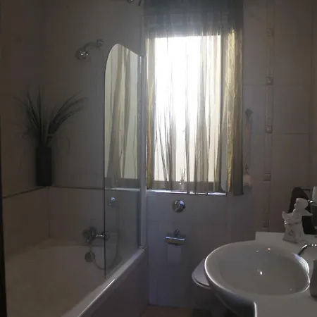 Beautiful 3 Bedroom Penthouse In Gzira- Pp23685 Gzira