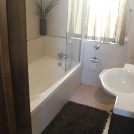 Beautiful 3 Bedroom Penthouse In Gzira- Pp23685 * Gzira